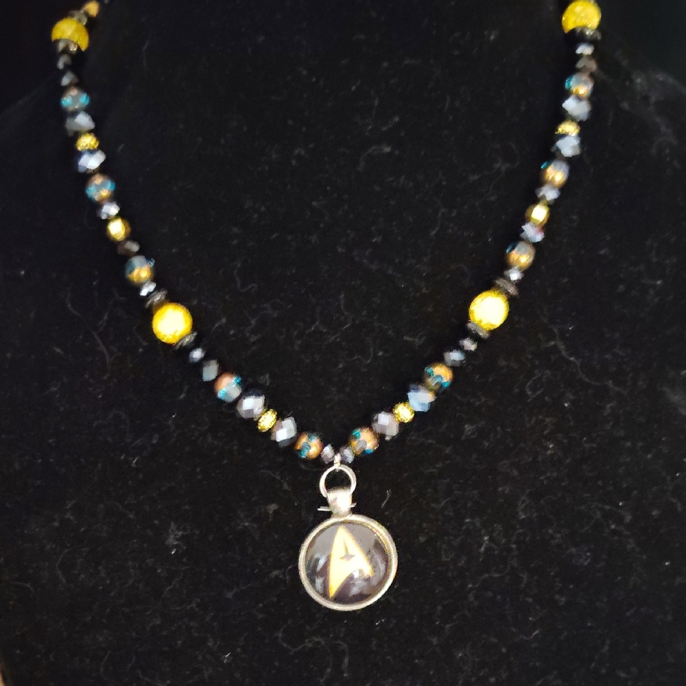 Elegant Black and Gold Beaded Necklace
